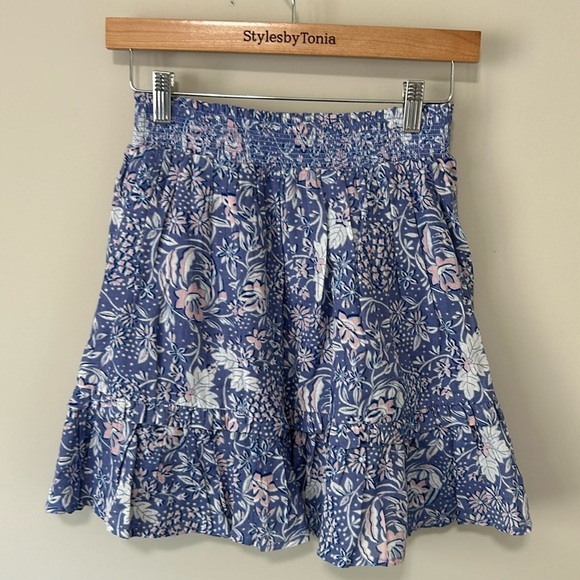Evereve Sundry Floral Flounce Skirt Ruffle Chambray Blue Pink Sz 0 US XS NEW - Picture 1 of 7